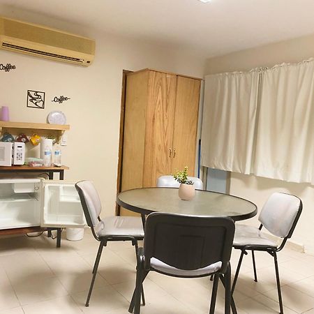 Hospedaje Aldana - Habitacion L E R D O En Zona Centro Tuxpan  Eksteriør billede