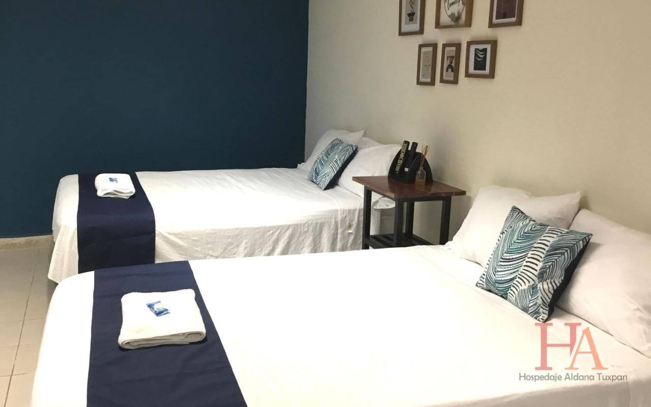 Hospedaje Aldana - Habitacion L E R D O En Zona Centro Tuxpan  Eksteriør billede